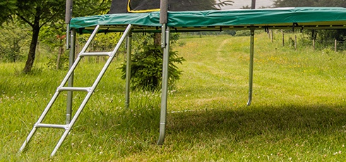 cardiojump Garden Trampoline Includes a safety net and a ladder