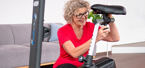 cardiostrong motionscykel BX60 Touch Bekvem polstret sadel