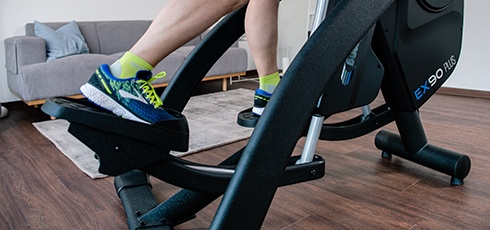 cardiostrong crosstraineri EX90 Touch Mukautuu kunkin käyttäjän mukaan