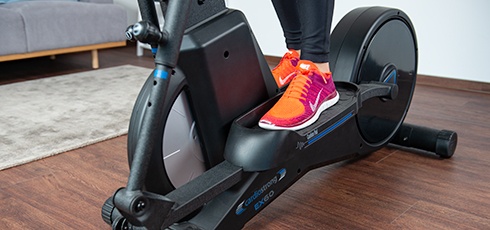 cardiostrong Crosstrainer EX60 Touch Perfekte Anpassung an die Körpergröße