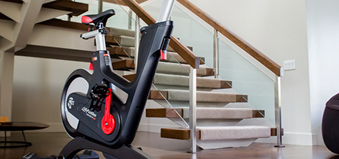 Life Fitness Indoor Bike IC7 by ICG Lite vedlikeholdskrevende innendørssykkel i treningsstudiokvalitet