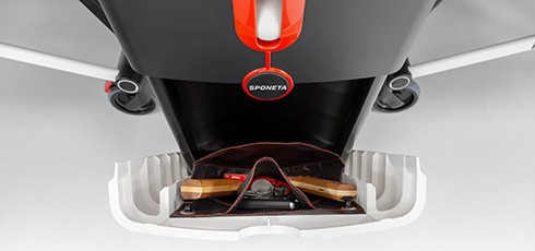 Sponeta Outdoor Tischtennisplatte Design Line Intelligente Lösungen zum Verstauen des Zubehörs