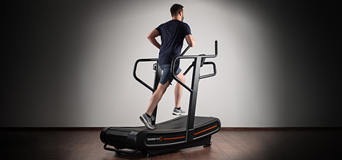 Taurus Run X curved treadmill Träna hållbart