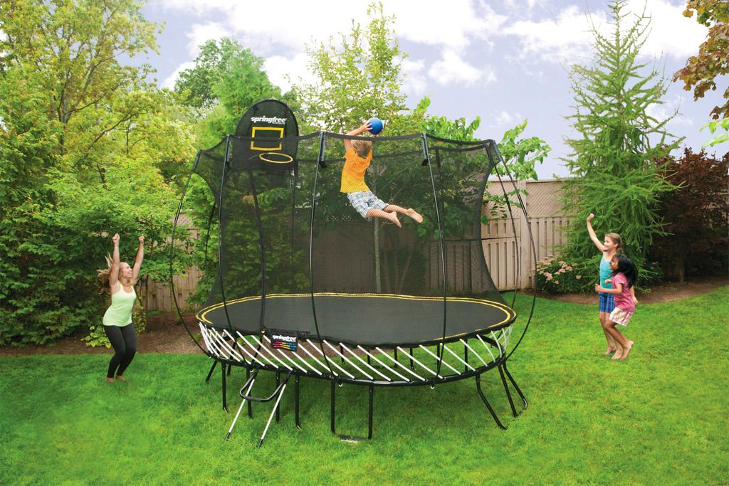 Sauter sur un trampoline sans ressorts